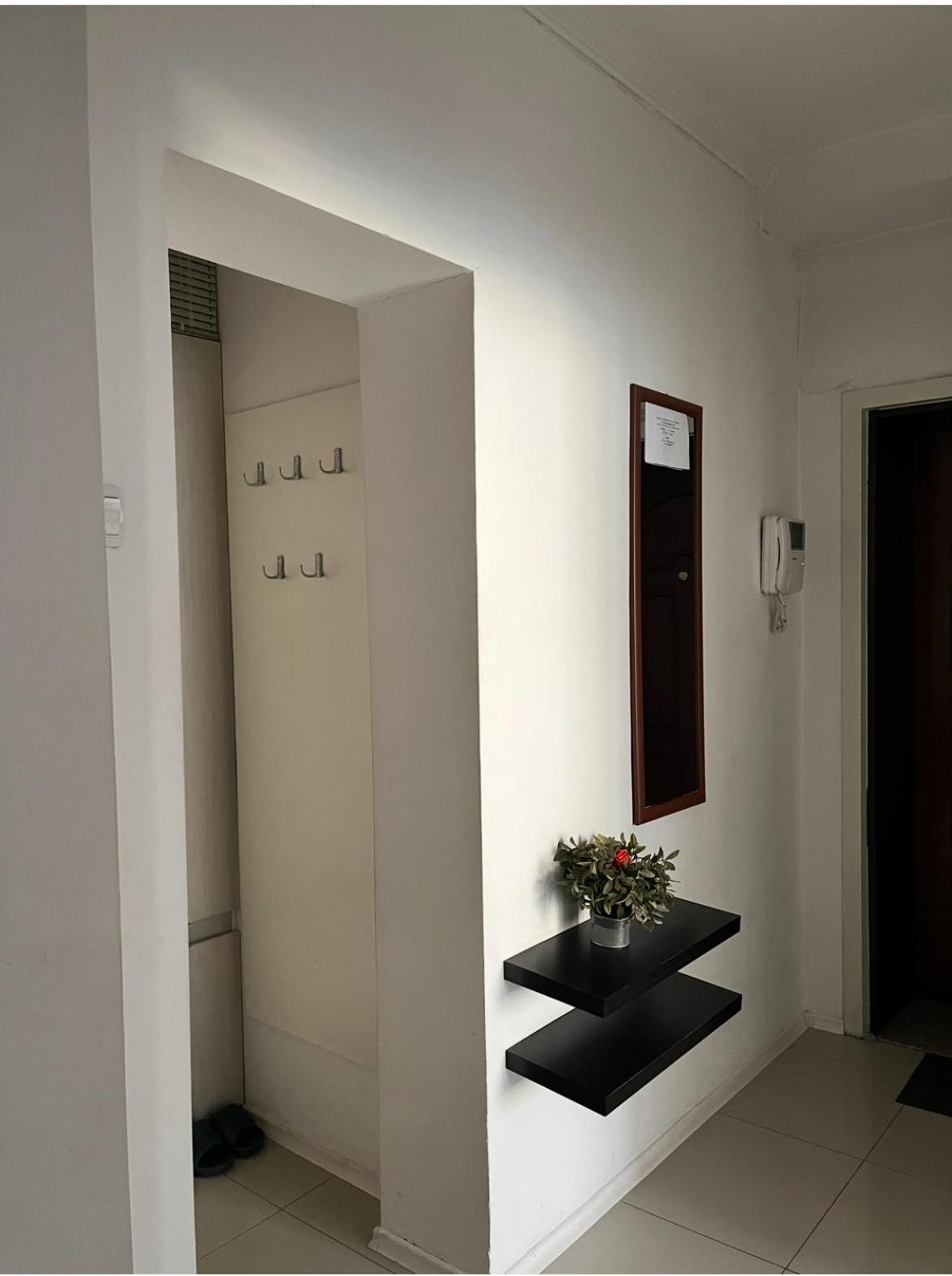 Arss Apartment Skopje Main Square Buitenkant foto